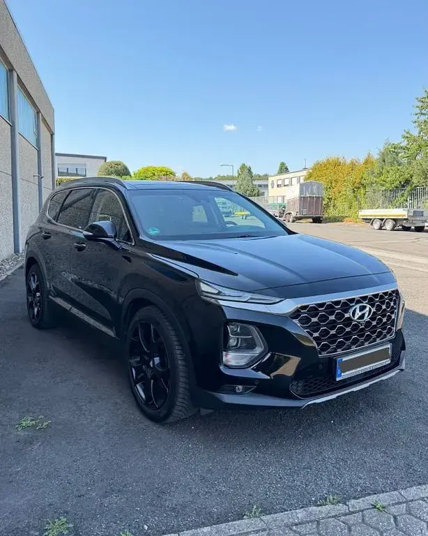Gebraucht Hyundai Santa Fe Prime 193 PS (141 kW) 2020 Schwarz SUV