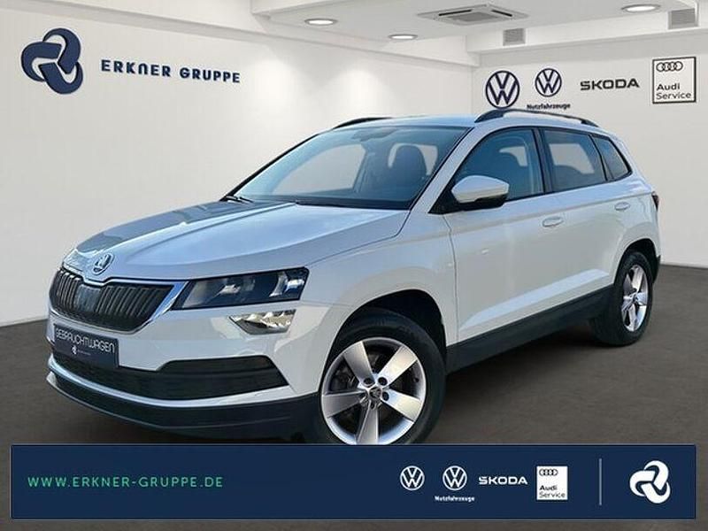Weiss Gebraucht 2022 Skoda Karoq Ambition SUV | 26.499 € (Superpreis) - Bild 1/4