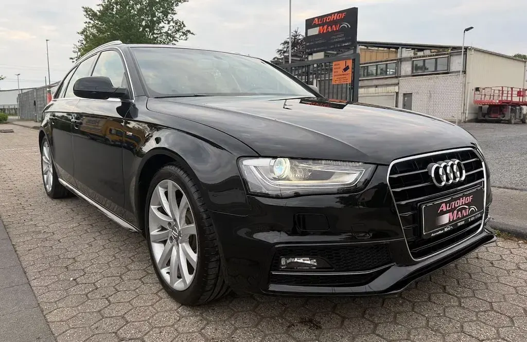 Gebraucht Audi A4 Ambition 170 PS (125 kW) 2014 Schwarz Kombi