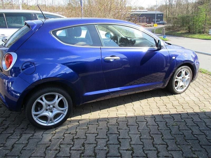 Gebraucht Alfa Romeo MiTo Super 95 PS (69 kW) 2018 Blau Kleinwagen