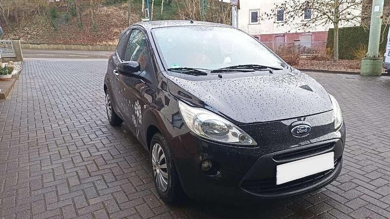Gebraucht Ford Ka Trend 69 PS (50 kW) 2010 Schwarz Kleinwagen