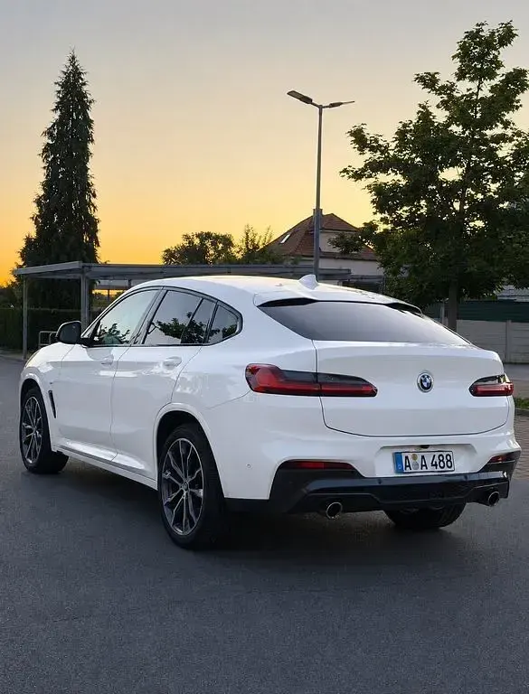 Gebraucht BMW X4 M Sport 265 PS (194 kW) 2019 Weiß SUV