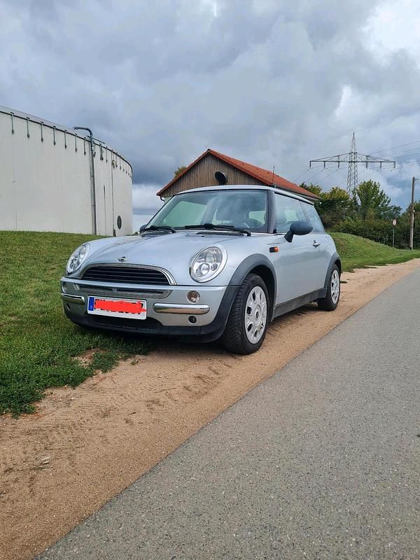 Silber Gebraucht 2002 Mini ONE Kleinwagen | 1.990 € (Teuer) - Bild 1/4