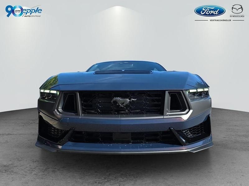 Neu Ford Mustang Fastback 454 PS (333 kW) 2025 Blue ember metallic Coupé