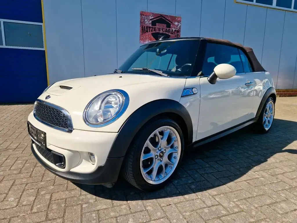 Gebraucht Mini Cooper S Cabriolet 184 PS (135 kW) 2011 Weiß Cabrio