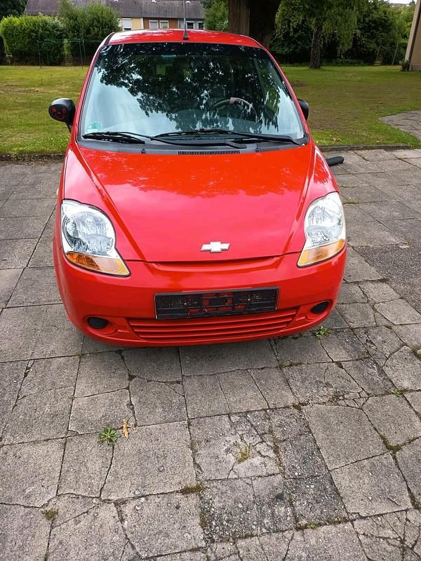 Rot Gebraucht 2009 Chevrolet Matiz Kleinwagen | 2.100 € (Etwas zu teuer) - Bild 1/4