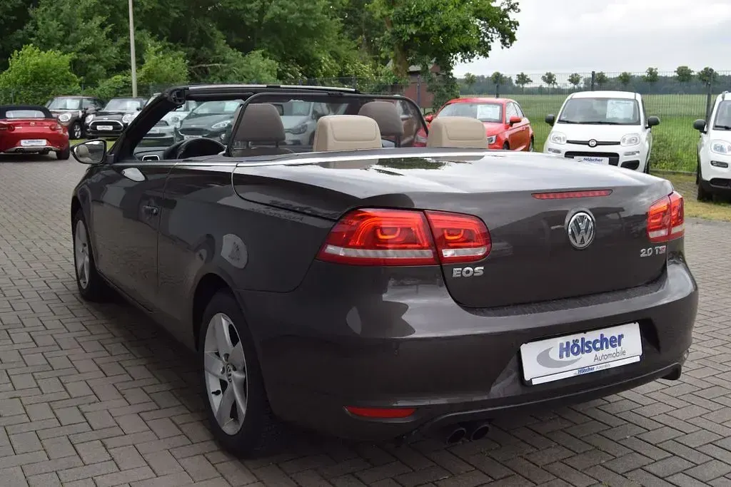 Gebraucht VW Eos Exclusive 211 PS (155 kW) 2011 Braun Cabrio