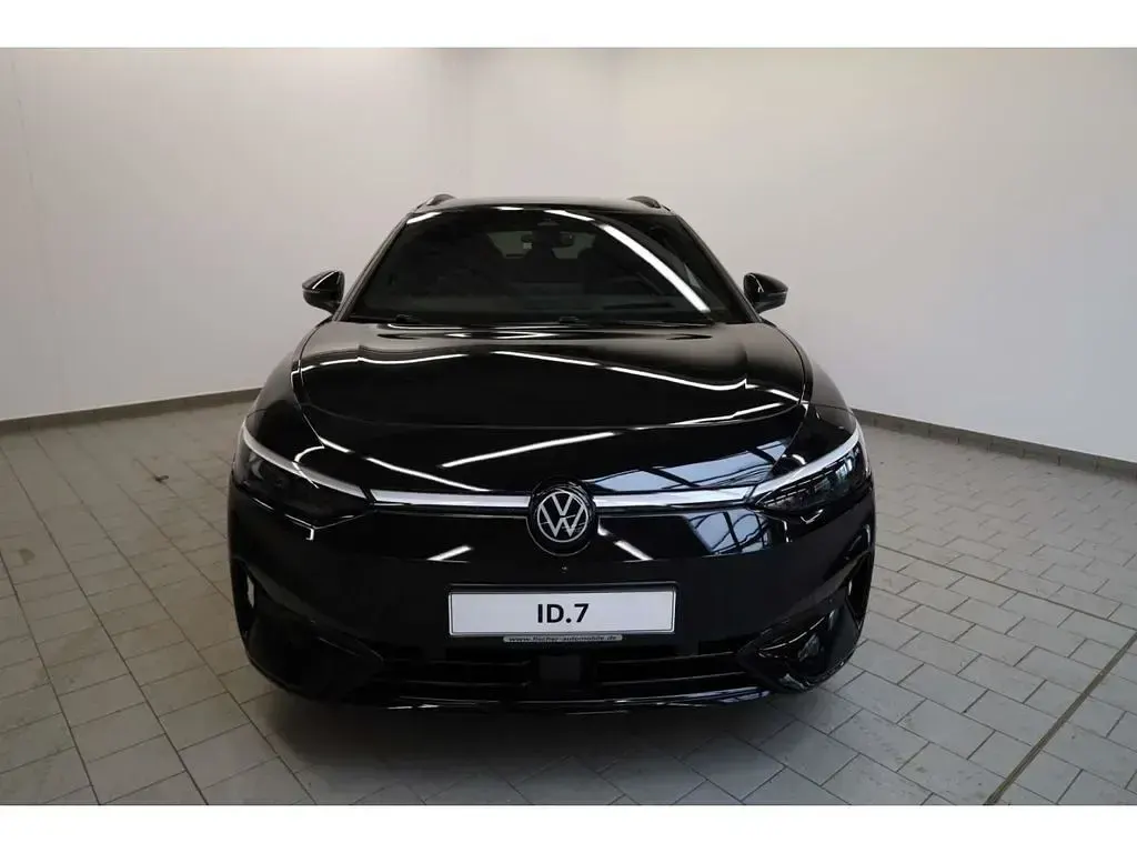 Neu VW ID.7 Pro 210 kW (286 PS) 2026 Grenadillschwarz metallic Kombi