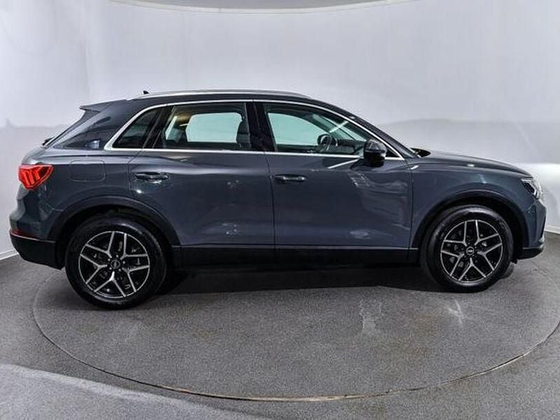 Gebraucht Audi Q3 Ambiente 150 PS (110 kW) 2019 Andere SUV