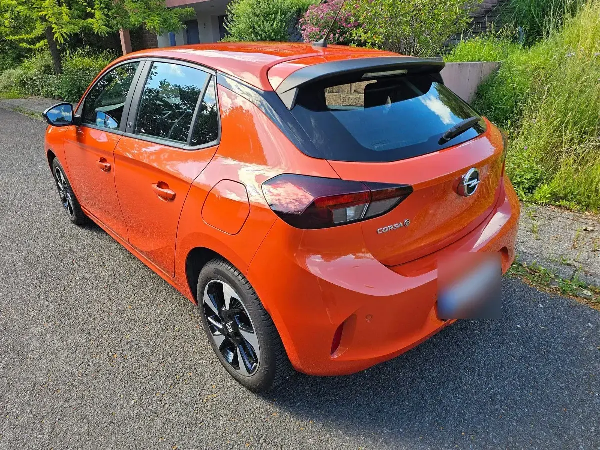 Gebraucht Opel Corsa-e Edition 100 kW (136 PS) 2021 Orange Kleinwagen