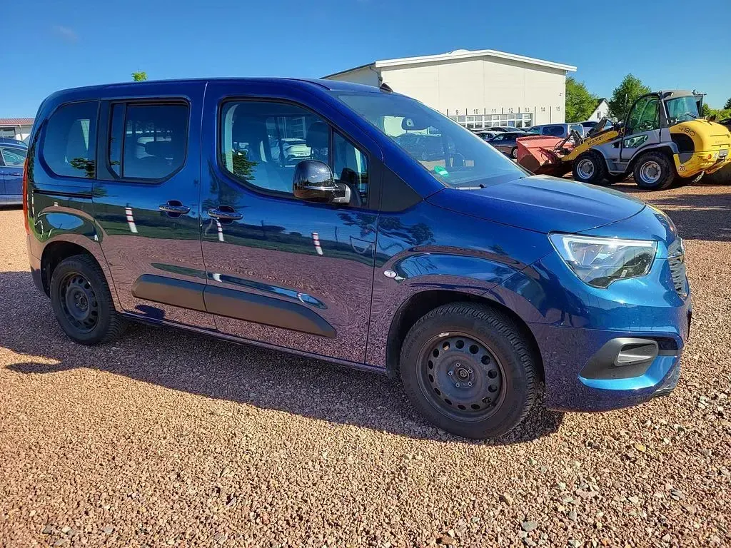 Gebraucht Opel Combo Life Elegance 131 PS (96 kW) 2022 Ozean blau Van / Kleinbus