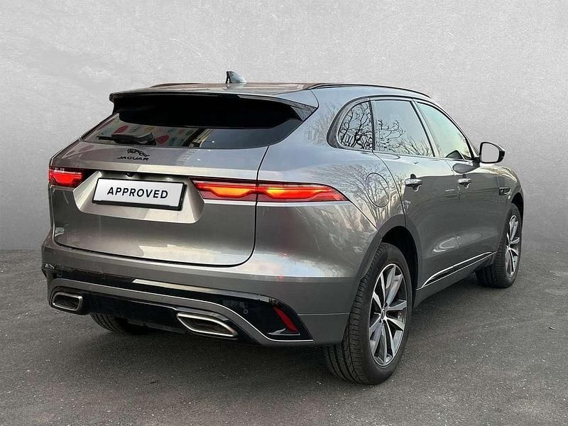 Gebraucht Jaguar F-Pace R-Dynamic 304 PS (223 kW) 2024 Eiger grey SUV