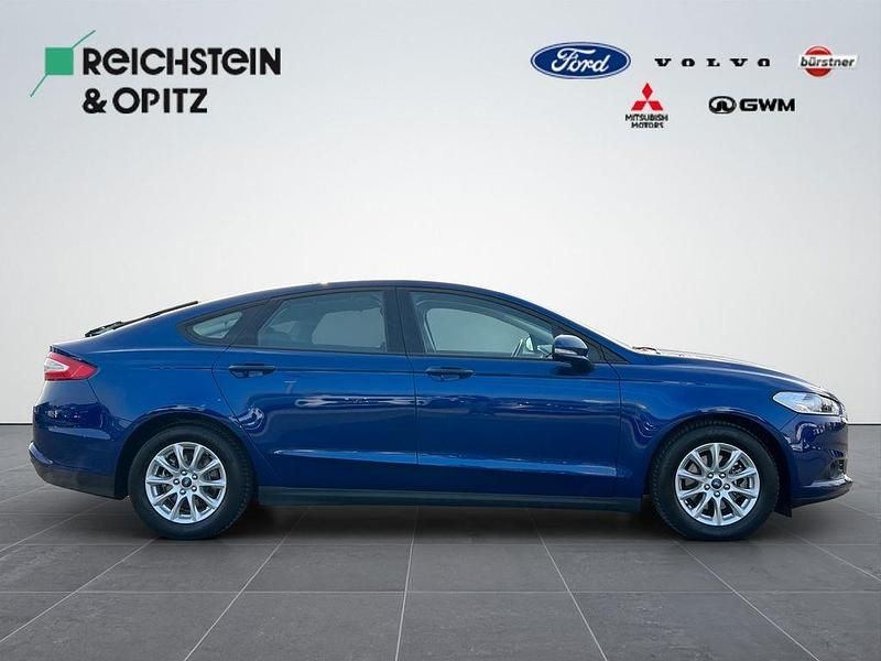 Gebraucht Ford Mondeo Business Edition 125 PS (91 kW) 2016 Blau Limousine