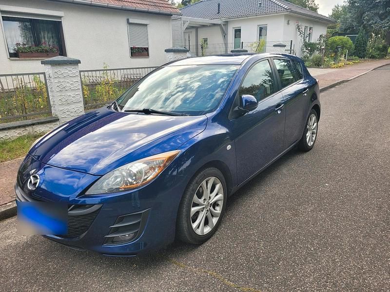 Second-hand Mazda 3 100 CP (73 kW) 2011 Albastru Hatchback