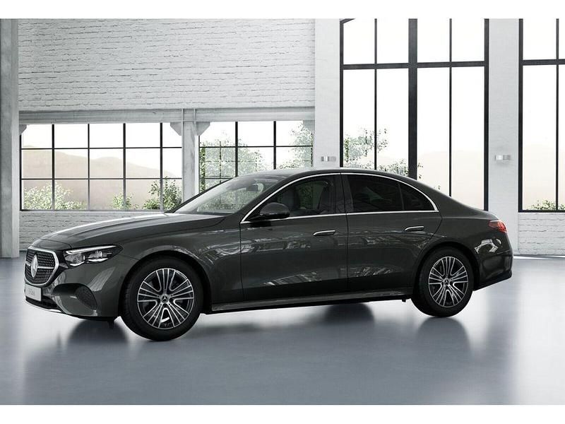 Gebraucht Mercedes E220 Avantgarde 197 PS (144 kW) 2025 Grau Limousine