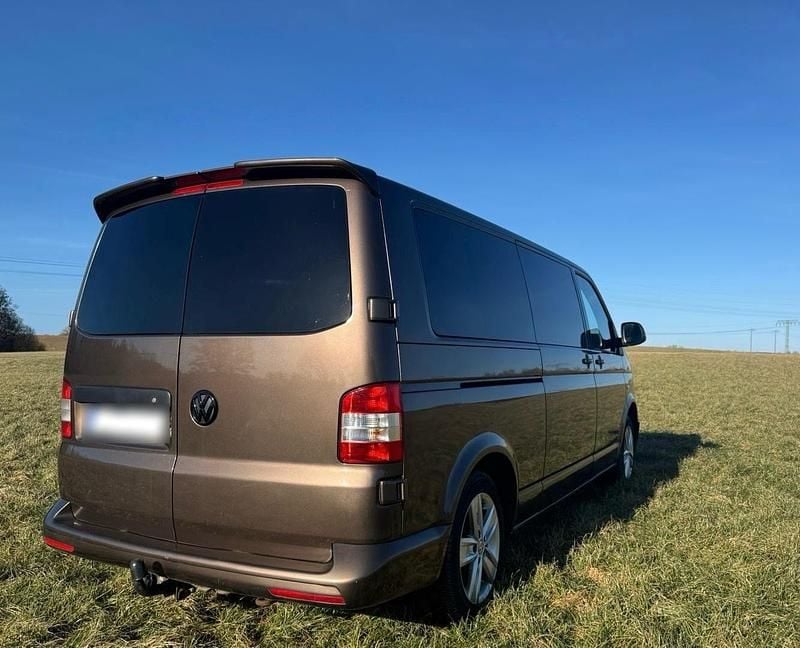 Gebraucht VW Transporter California 102 PS (75 kW) 2012 Braun Van