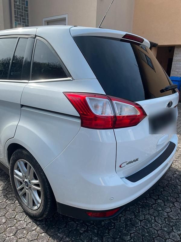 Gebraucht Ford C-MAX Titanium 125 PS (91 kW) 2013 Weiß Van / Kleinbus