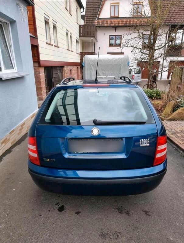 Blau Gebraucht 2007 Skoda Fabia Kombi | 3.000 € (Fairer Preis) - Bild 1/4