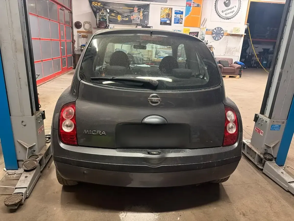 Gebraucht Nissan Micra 65 PS (47 kW) 2006 Grau Kleinwagen