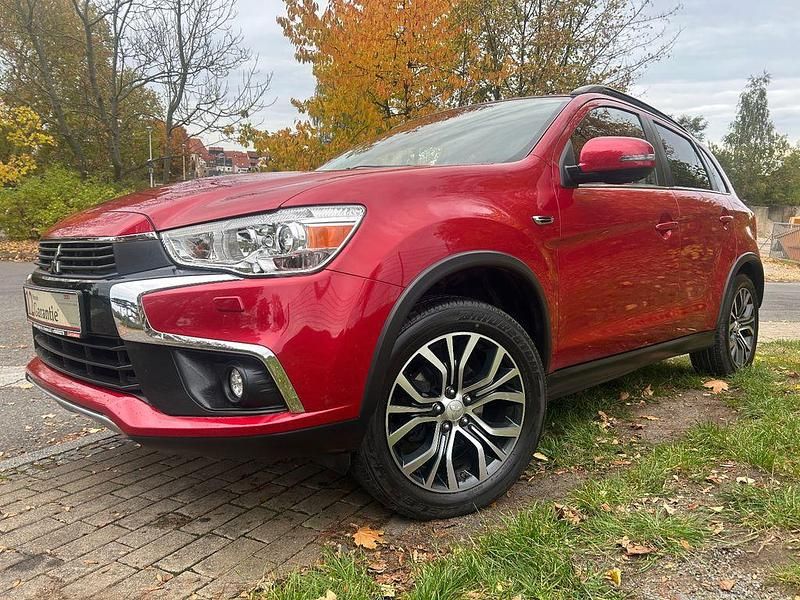 Rot Gebraucht 2017 Mitsubishi ASX Diamant Edition SUV | 11.999 € (Fairer Preis) - Bild 1/4