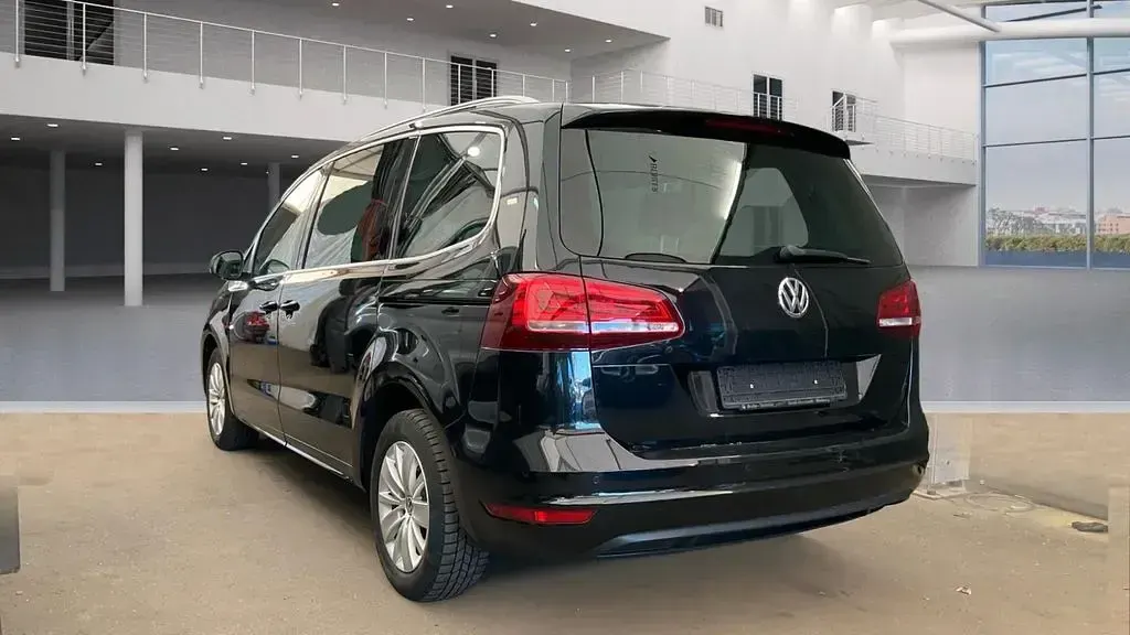 Gebraucht VW Sharan 150 PS (110 kW) 2019 Schwarz Van / Kleinbus