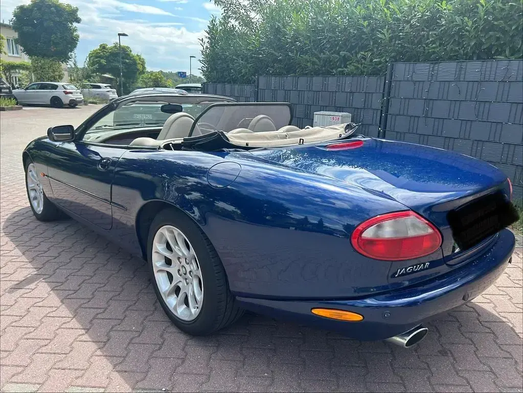 Gebraucht Jaguar XK8 284 PS (208 kW) 2000 Blau Cabrio
