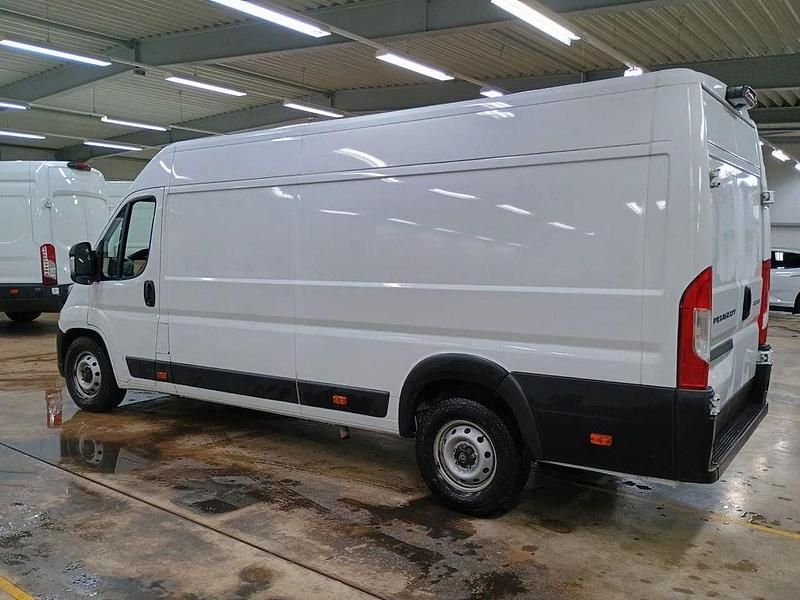 Gebraucht Peugeot Boxer 179 PS (131 kW) 2024 Weiß Van