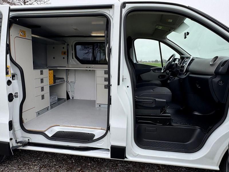 Gebraucht Renault Trafic 125 PS (91 kW) 2019 Weiß Van / Kleinbus