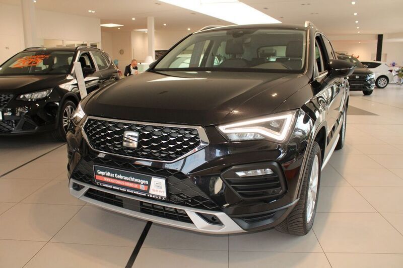 Magic schwarz metallic Gebraucht 2024 Seat Ateca Xperience SUV | 29.997 € (Fairer Preis) - Bild 1/4