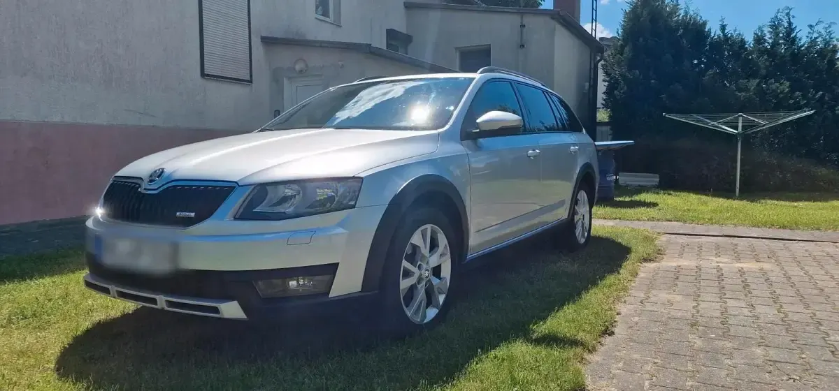 Gebraucht Skoda Octavia Scout 184 PS (135 kW) 2016 Silber Kombi