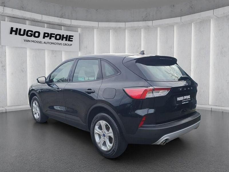 Gebraucht Ford Kuga 190 PS (139 kW) 2022 Schwarz SUV