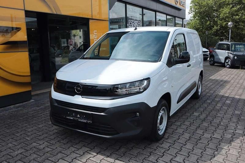 Lackierung weiss icy/typ ausse Neu 2025 Opel Combo Edition Limousine | 22.360 € (Fairer Preis) - Bild 1/4