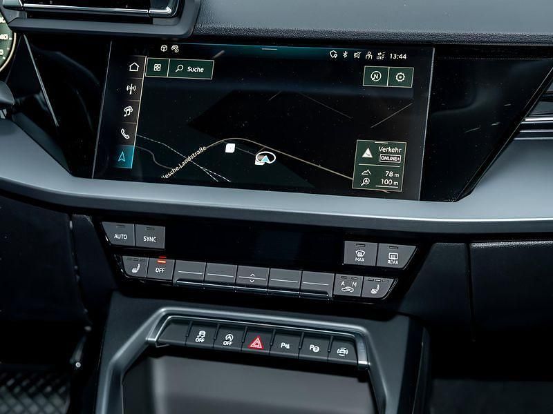 Gebraucht Audi A3 Sportback 116 PS (85 kW) 2025 Grau Kleinwagen