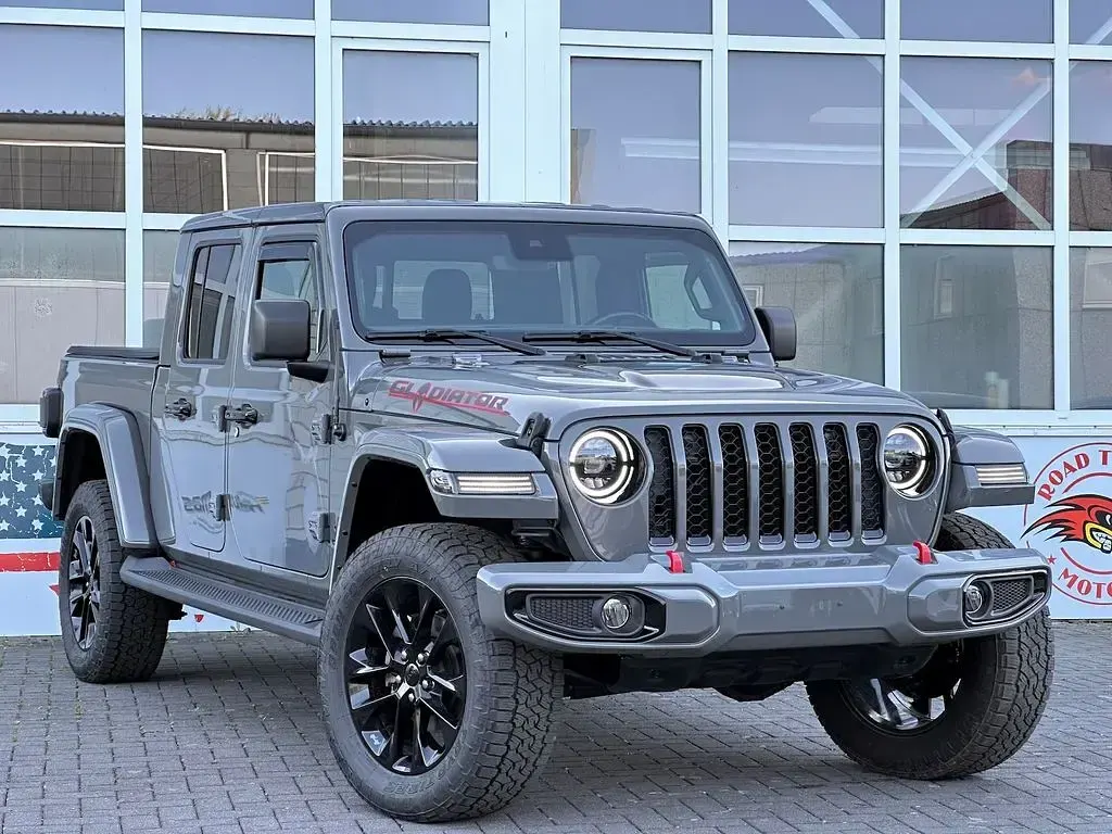 Occasion Jeep Gladiator Altitude 290 ch (213 kW) 2022 Gris Pick-up