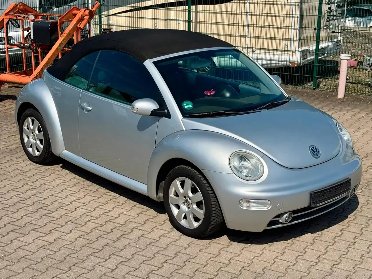 Gebraucht VW New Beetle 115 PS (84 kW) 2005 Silber Kleinwagen