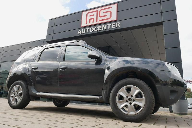 Schwarz Gebraucht 2017 Dacia Duster Prestige SUV | 9.990 € (Guter Preis) - Bild 1/4