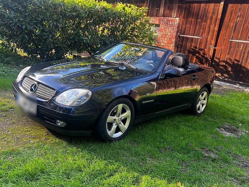 Schwarz Gebraucht 1999 Mercedes SLK230 Cabrio | 2.998 € (Fairer Preis) - Bild 1/4