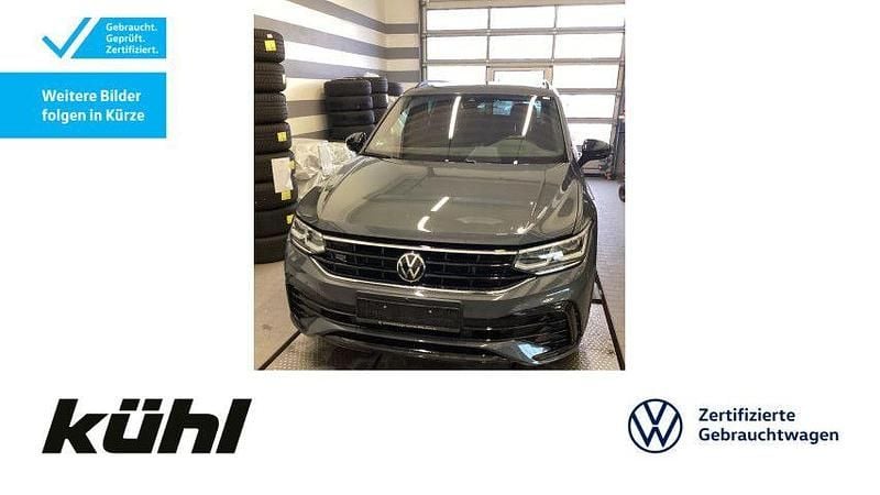 Gebraucht VW Tiguan R-line 200 PS (147 kW) 2023 Delfingrau metallic SUV