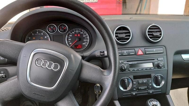 Gebraucht Audi A3 102 PS (75 kW) 2006 Gelb Kleinwagen