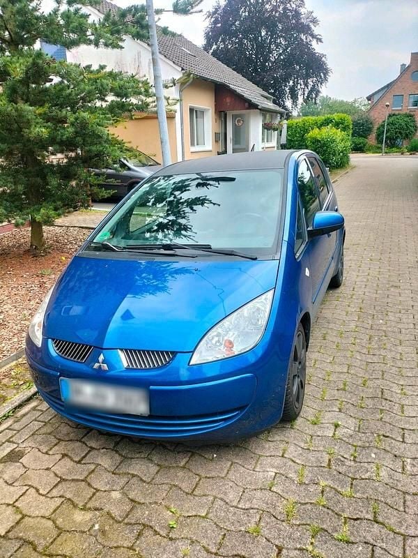 Gebraucht Mitsubishi Colt 95 PS (69 kW) 2006 Blau Kleinwagen