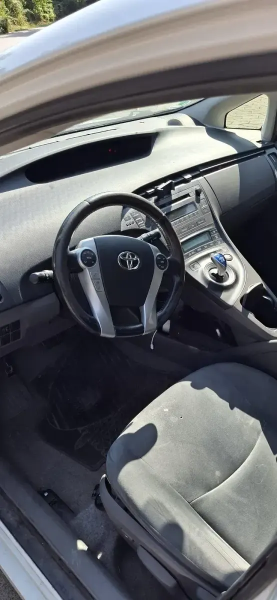Gebraucht Toyota Prius Executive 136 PS (100 kW) 2009 Weiß Kleinwagen