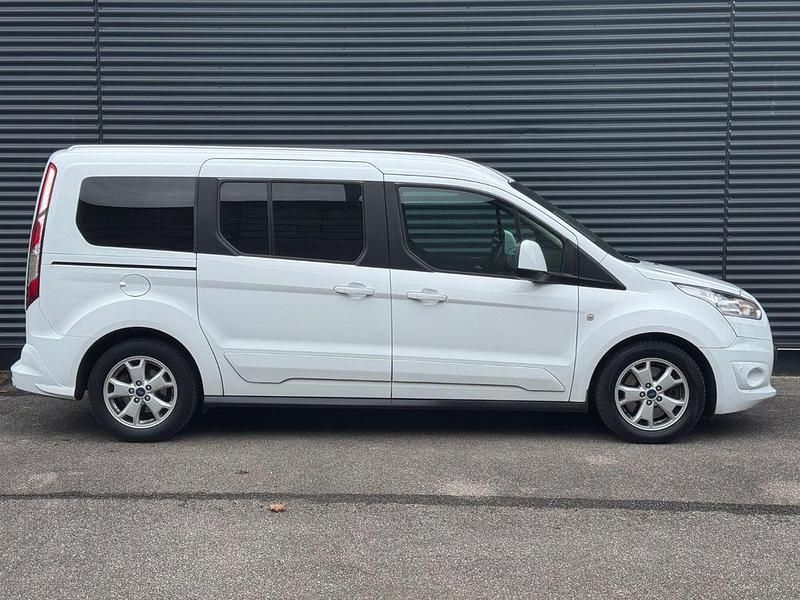 Gebraucht Ford Tourneo Connect Titanium 120 PS (88 kW) 2017 Weiß Van / Kleinbus