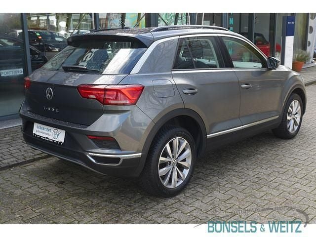 Gebraucht VW T-Roc Style 116 PS (85 kW) 2020 Grau metallic SUV