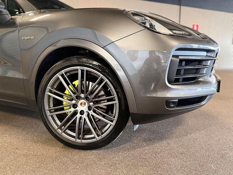 Gebraucht Porsche Cayenne 340 PS (250 kW) 2020 Grau SUV