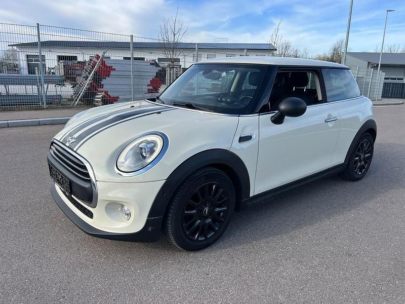 Gebraucht Mini Metropolitan 102 PS (75 kW) 2015 Weiß Kleinwagen