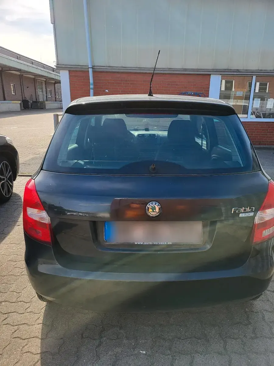 Gebraucht Skoda Fabia 60 PS (44 kW) 2010 Schwarz Kleinwagen