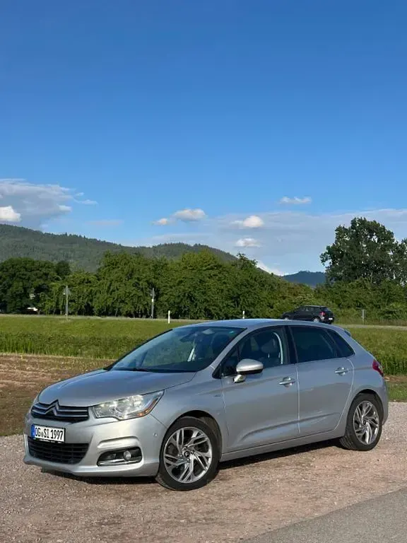 Gebraucht Citroën C4 Exclusive 120 PS (88 kW) 2011 Schwarz Limousine