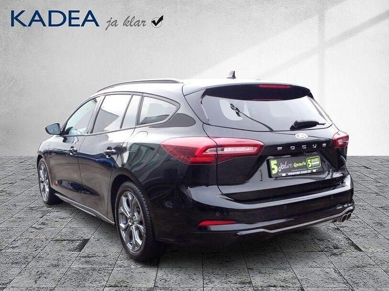 Gebraucht Ford Focus ST-Line X 125 PS (91 kW) 2024 Obsidianschwarz metallic Kombi
