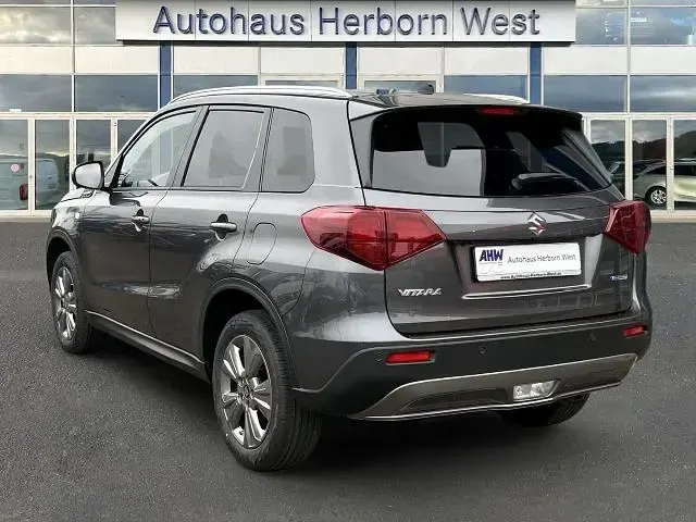 Gebraucht Suzuki Vitara GL 109 PS (80 kW) 2026 Galactic grey met. SUV