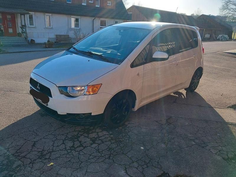 Gebraucht Mitsubishi Colt 75 PS (55 kW) 2012 Kleinwagen